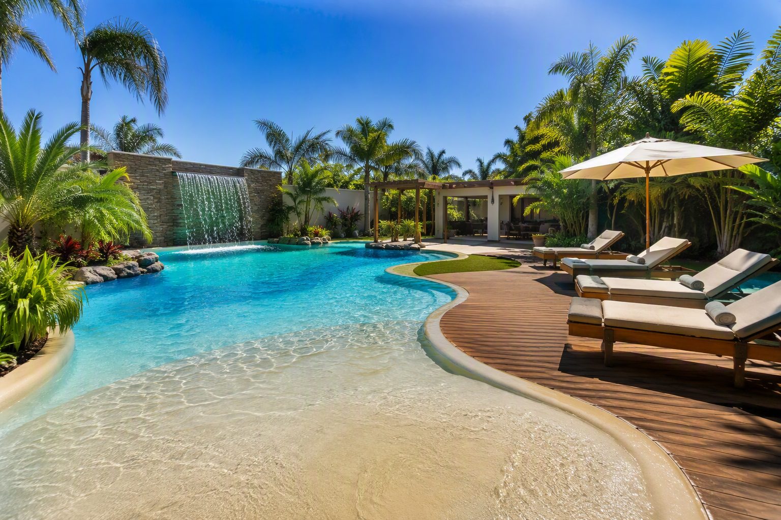 Piscina familiar com prainha